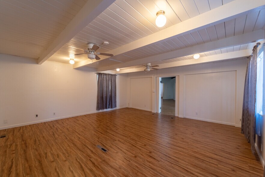 More Photos Of 1107 E Harding Way, Stockton Freestanding For Lease