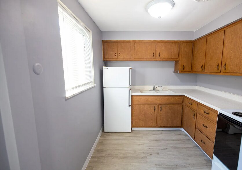 More Photos Of 1101 Broadway St, East McKeesport Apartments For Sale