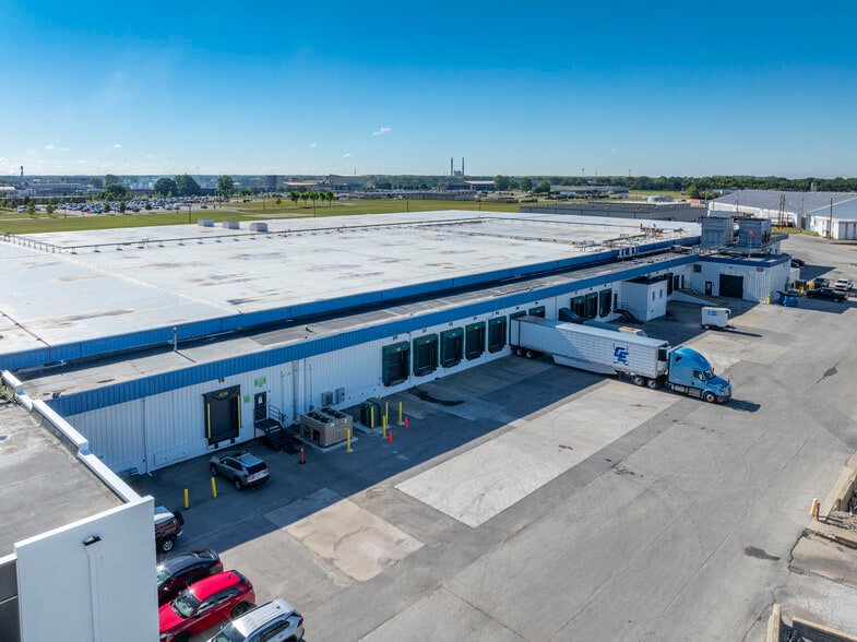 More Photos Of 4001 W Minnesota St, Indianapolis Refrigeration Cold Storage For Lease