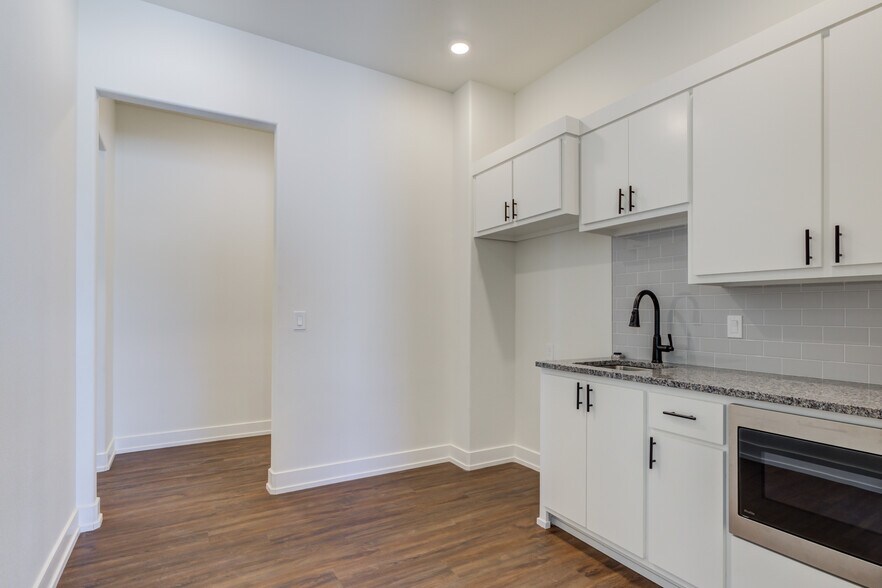 More Photos Of 11418 CR 2220, Lubbock Warehouse For Sale