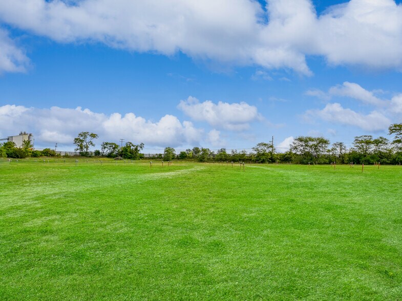 More Photos Of W6423 US-18, Jefferson Drive In Movie For Sale