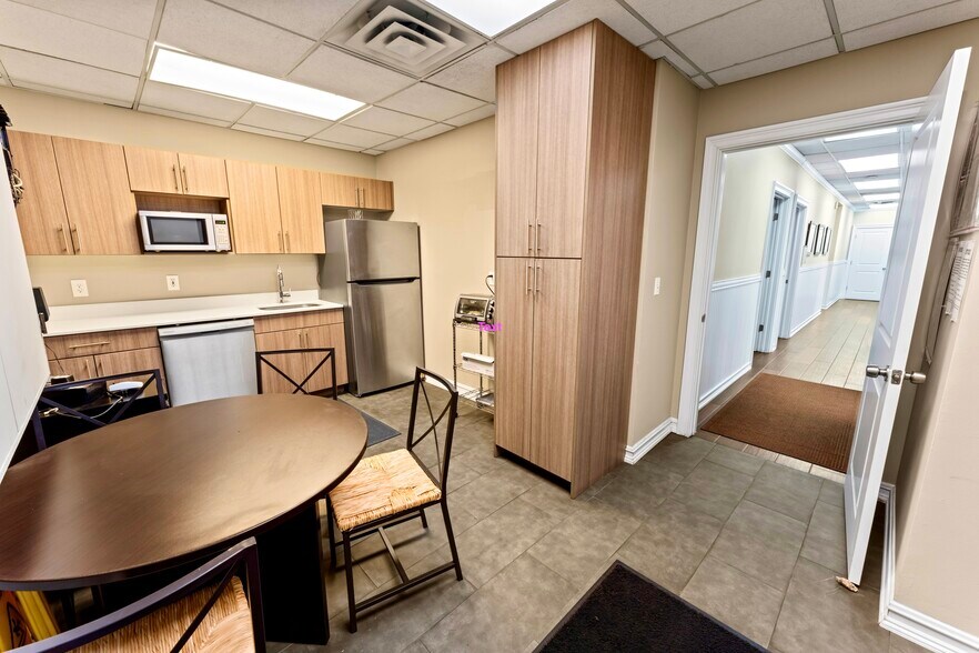 More Photos Of 225 Millburn Ave, Millburn Medical For Lease