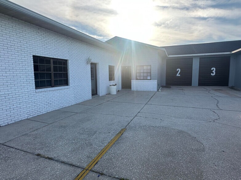 More Photos Of 750 Wylly Ave, Sanford Industrial For Sale