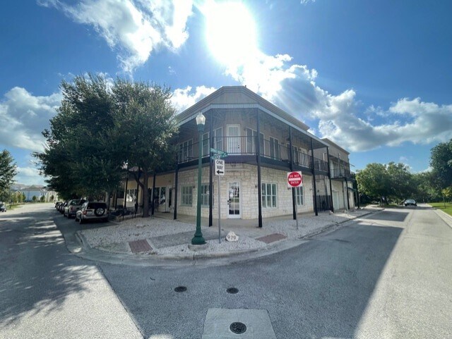 Primary Photo Of 979 N Academy Ave, New Braunfels Apartments For Lease