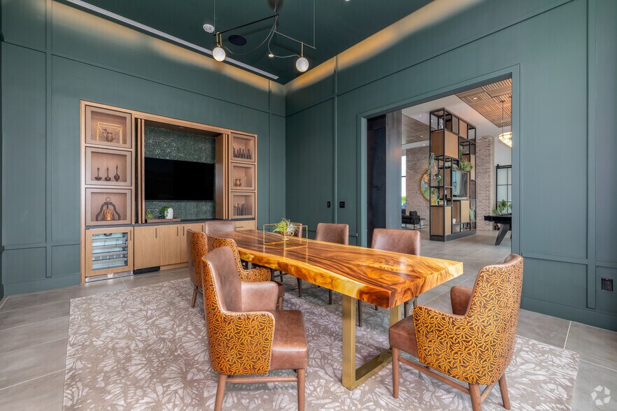 More Photos Of 435 N Broad St, Philadelphia Apartments For Lease