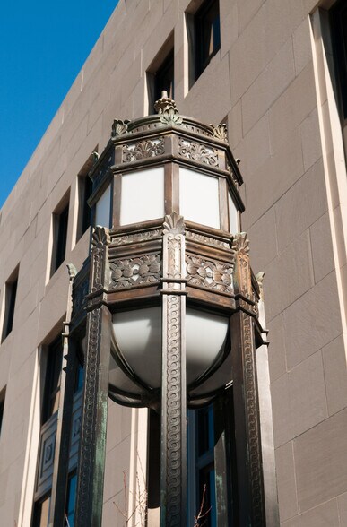 More Photos Of 811 Grand Blvd, Kansas City Office For Lease