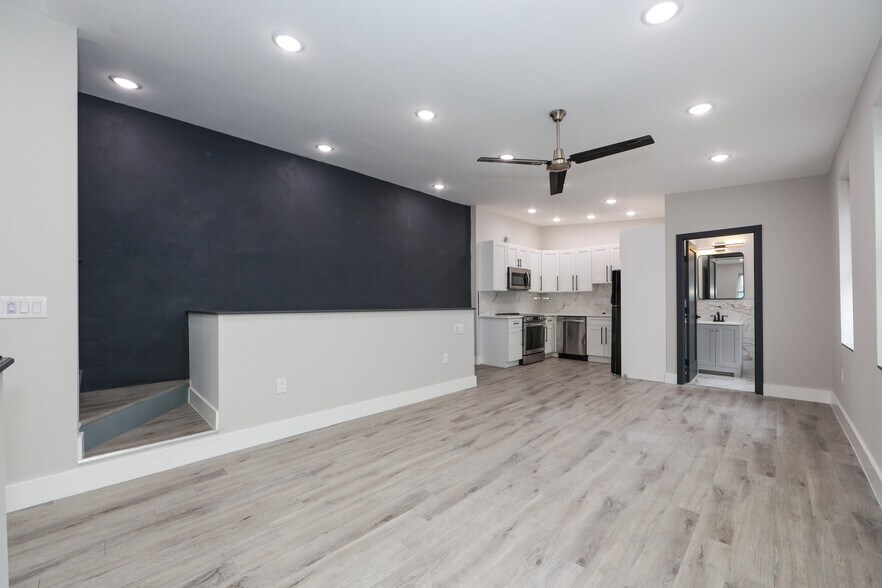 More Photos Of 3565 Kensington Ave, Philadelphia Storefront Retail Residential For Sale