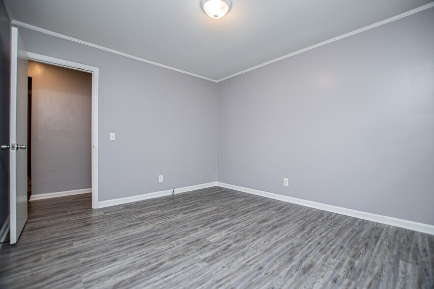 More Photos Of 2932 US-27, Buchanan Office For Sale