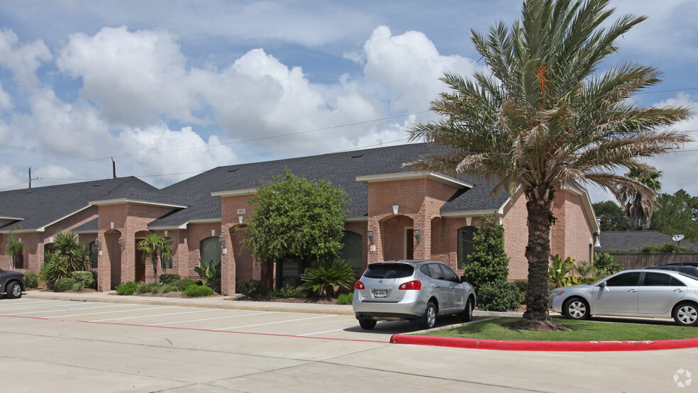 Primary Photo Of 1842 Snake River Rd, Katy Medical For Lease