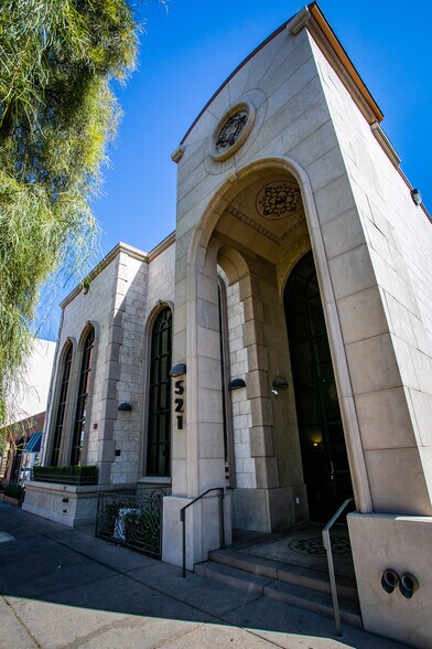 More Photos Of 521 S 3rd St, Las Vegas Office For Sale