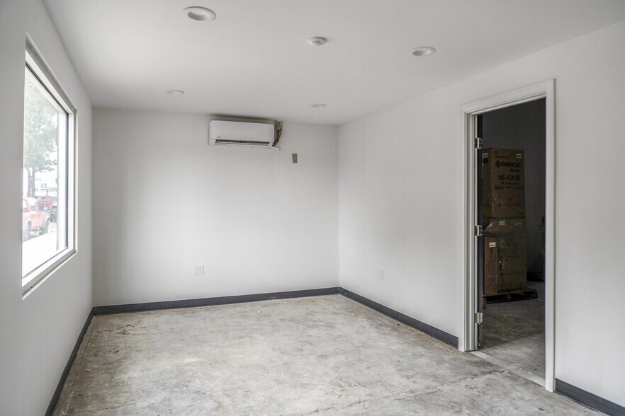 More Photos Of 7950 Garfield Ave, Bell Gardens Warehouse For Sale