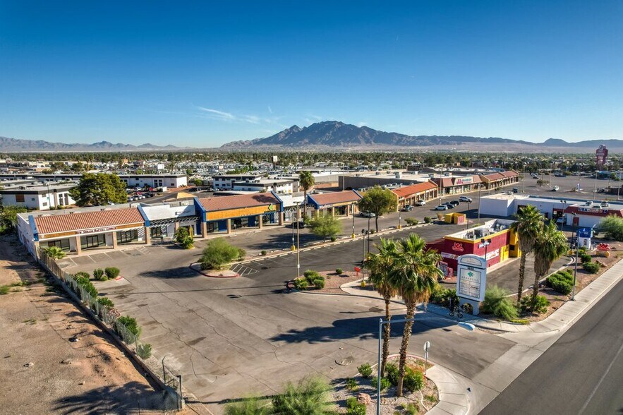 More Photos Of 4640 E Flamingo Rd, Las Vegas Storefront Retail Office For Lease