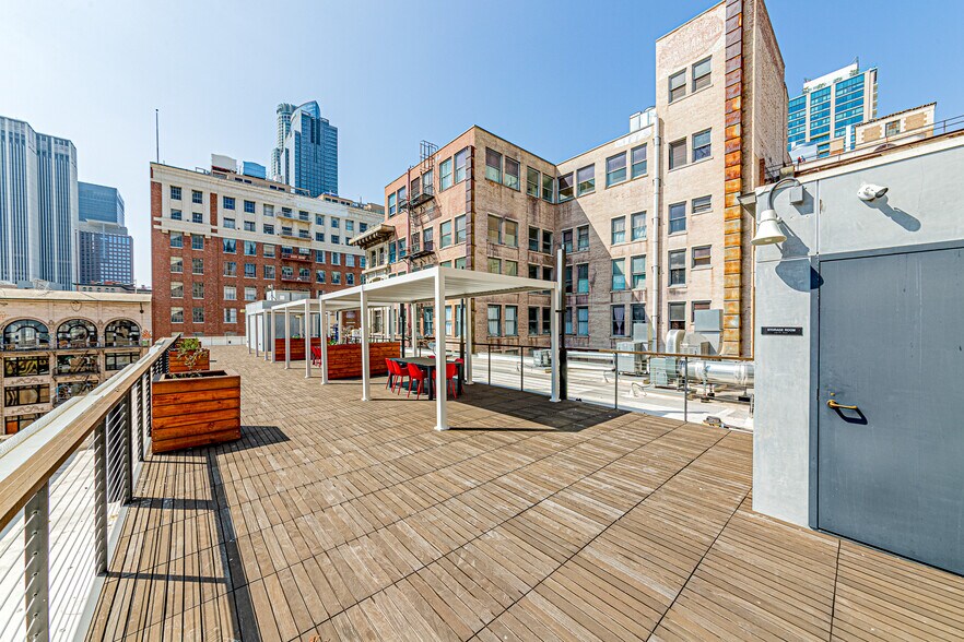 More Photos Of 510-514 S Broadway, Los Angeles Office For Lease