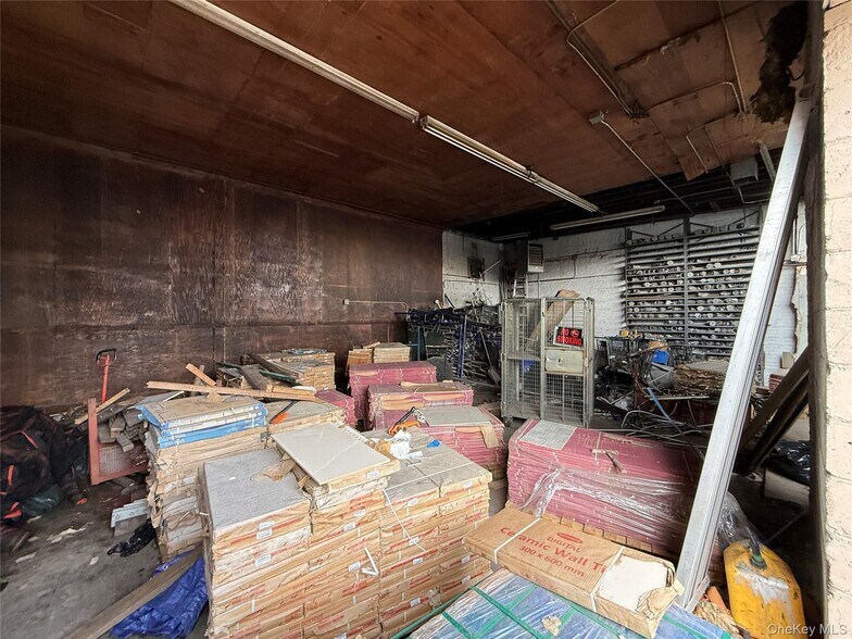 More Photos Of 11552 Lefferts Blvd, South Ozone Park Land For Lease