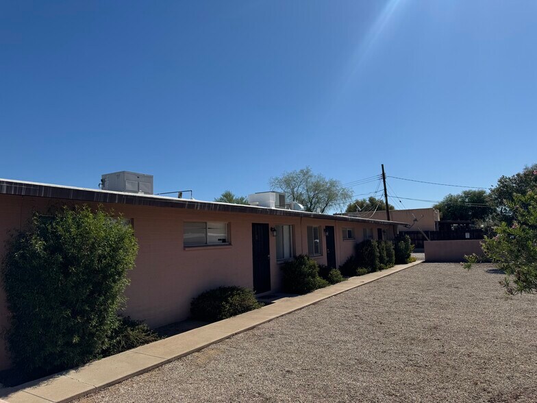 More Photos Of 3850-3880 N Park Ave, Tucson Apartments For Sale