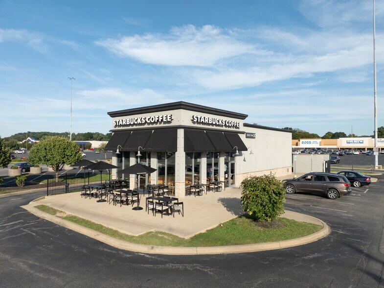 More Photos Of 6801 Dixie Hwy, Louisville Unknown For Lease