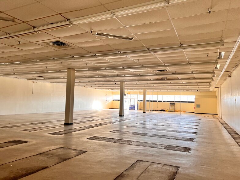 More Photos Of 19099 Pineville Rd, Long Beach Unknown For Lease