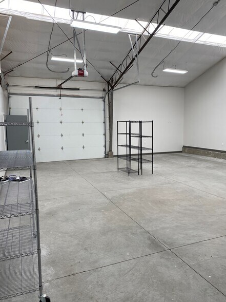 More Photos Of 924 S 500 W, Salt Lake City Warehouse For Lease