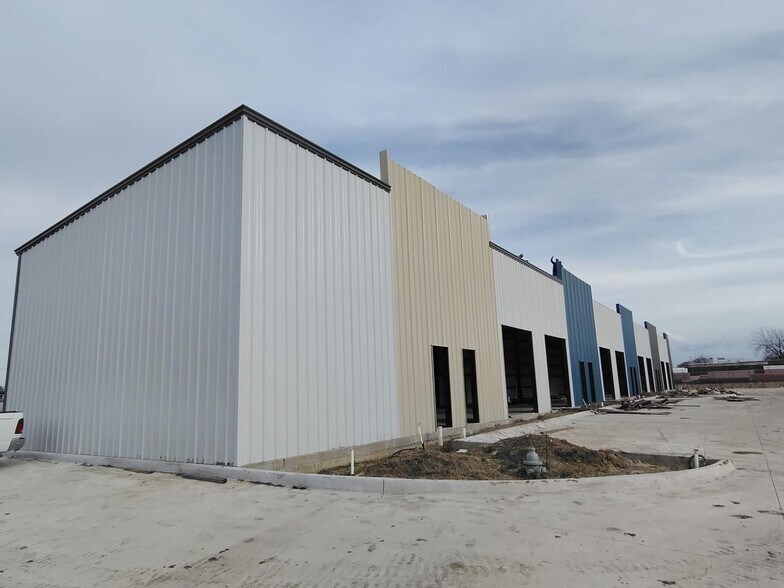 More Photos Of 2202 Franklin Dr, Mesquite Unknown For Lease