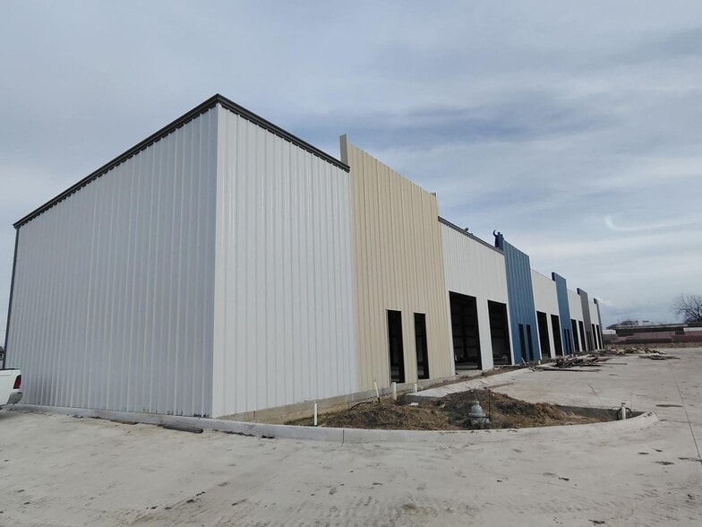 More Photos Of 2202 Franklin Dr, Mesquite Unknown For Lease