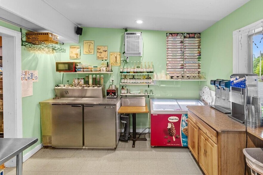 More Photos Of 46 Depot St, Fleischmanns Restaurant For Sale