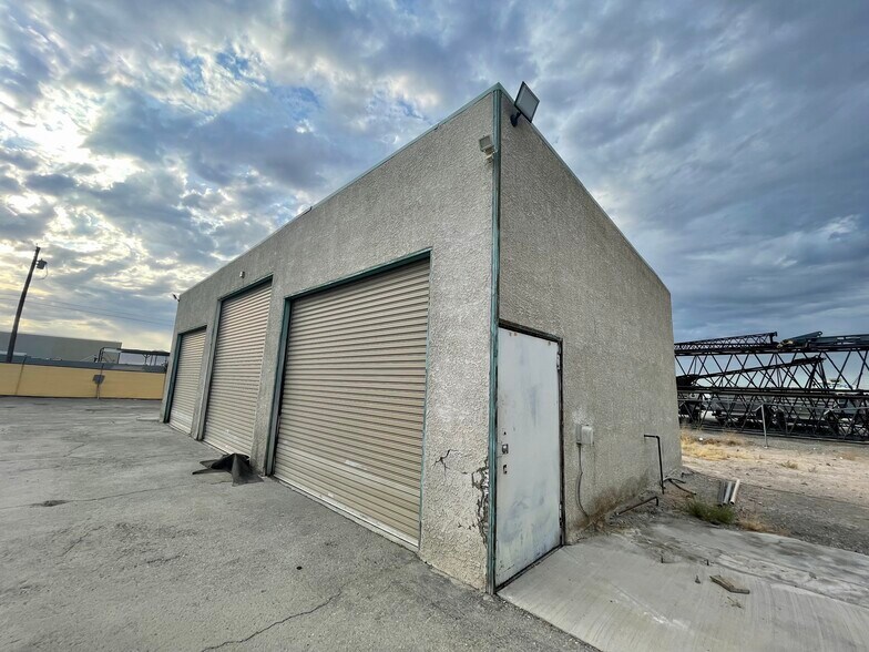 More Photos Of 2775 Betty Ln, Las Vegas Service For Lease