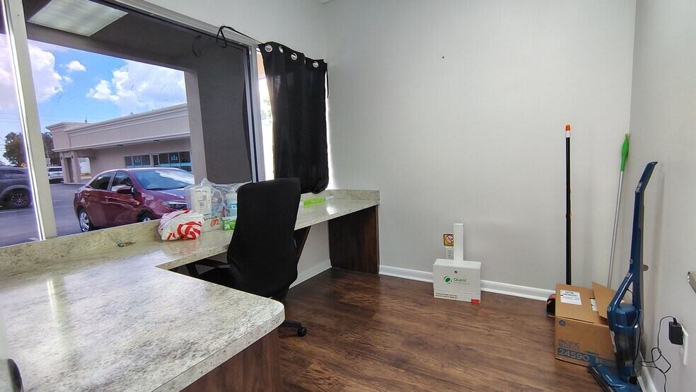 More Photos Of 1711 N State Road 7, Margate Unknown For Lease
