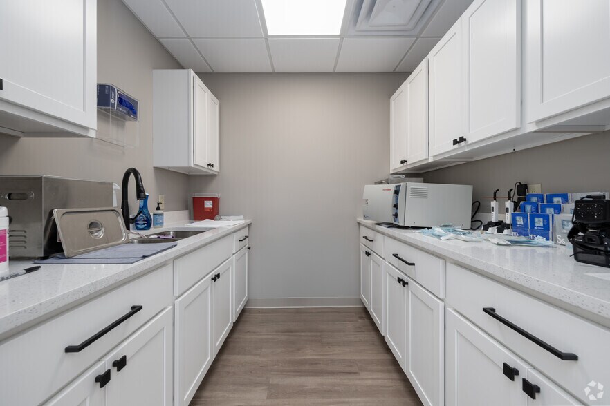 More Photos Of 1301 River St, Valatie Medical For Sale
