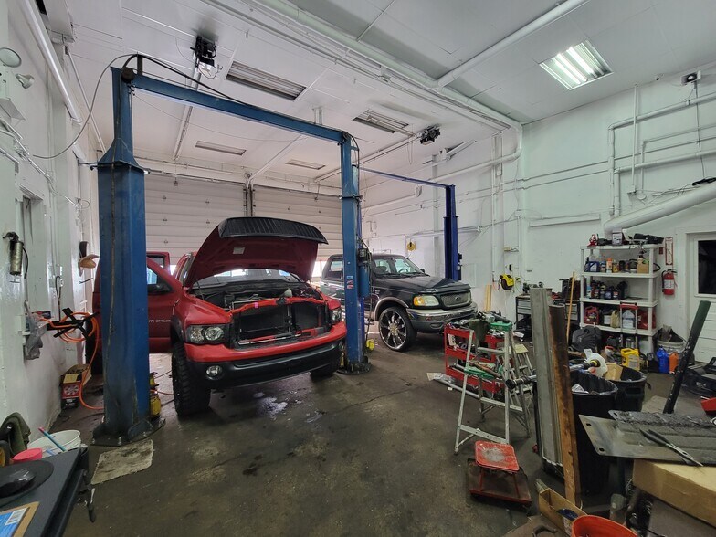 More Photos Of 2920 W Emaus Ave, Allentown Auto Repair For Sale