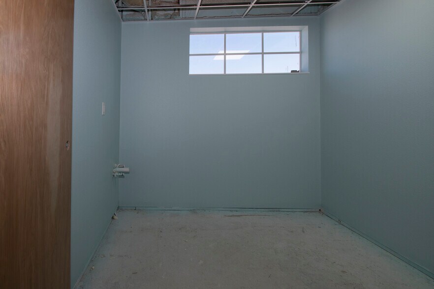 More Photos Of 4535 Tamiami Trl, Port Charlotte Office For Lease