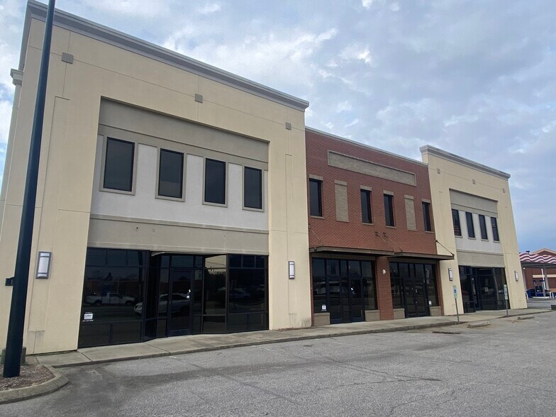 More Photos Of 150 Rowan St, Fayetteville Office For Sale