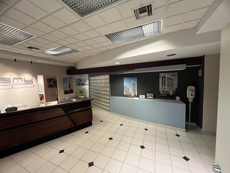 More Photos Of 888 S Andrews Ave, Fort Lauderdale Office For Lease