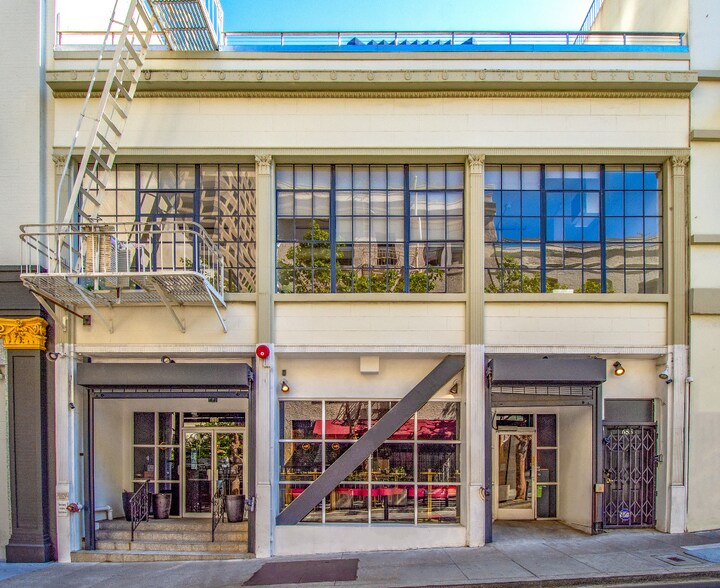 More Photos Of 653-655 Commercial St, San Francisco Bar For Sale