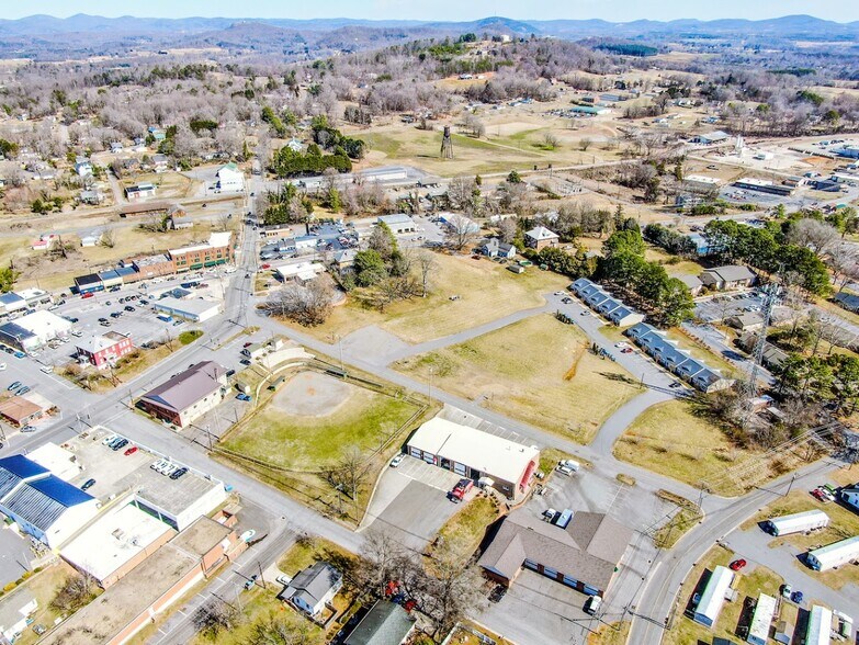 More Photos Of 125 1st Avenue Dr SE, Taylorsville Apartments For Sale