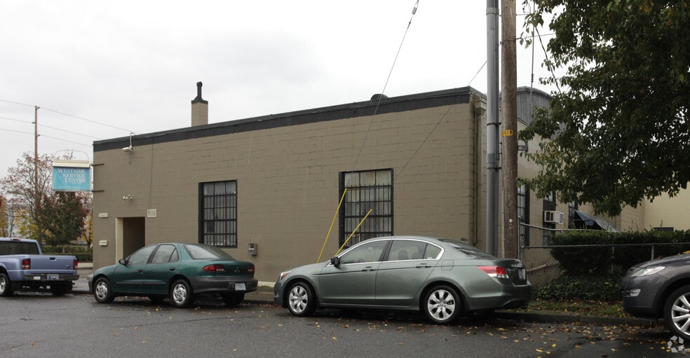 More Photos Of 4550 SW Stott Ave, Beaverton Storefront Retail Office For Sale