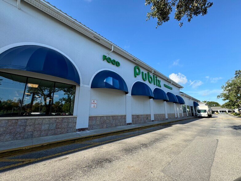 More Photos Of 13600-13790 W State Road 84, Davie Unknown For Lease