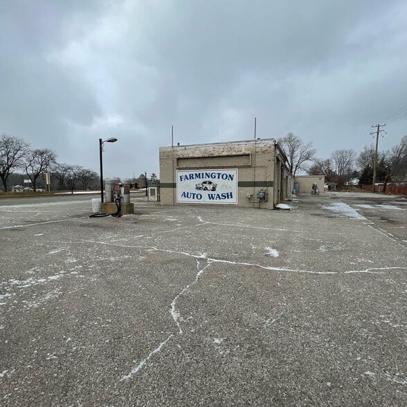 More Photos Of 30544 Grand River Ave, Farmington Hills Carwash For Sale