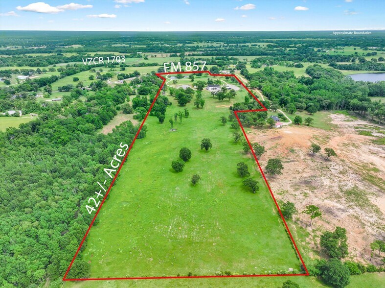 More Photos Of 1972 FM 857, Grand Saline Trailer Camper Park For Sale