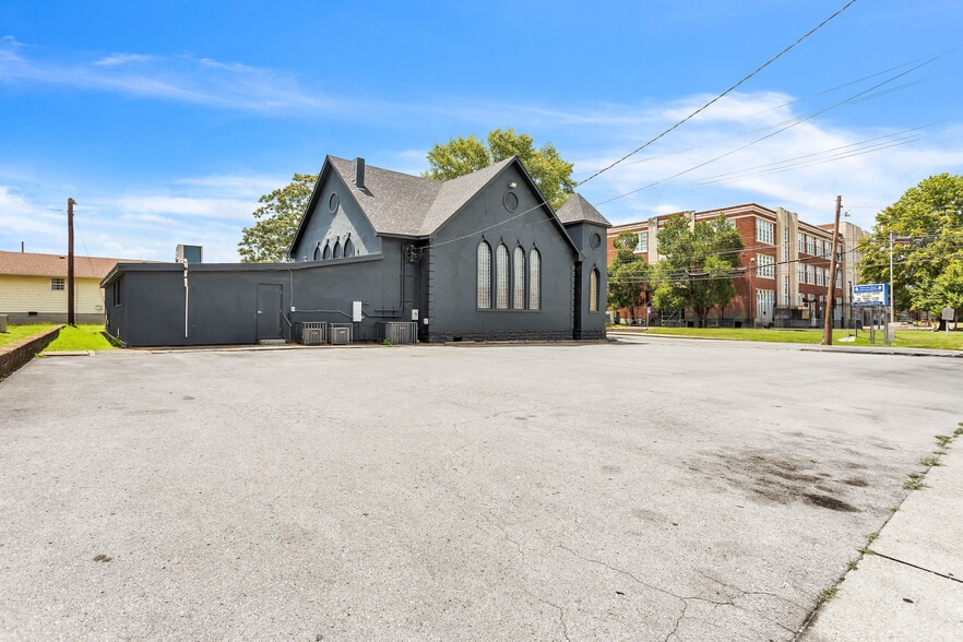 More Photos Of 1703 A Jo Johnston Ave, Nashville Religious Facility For Sale