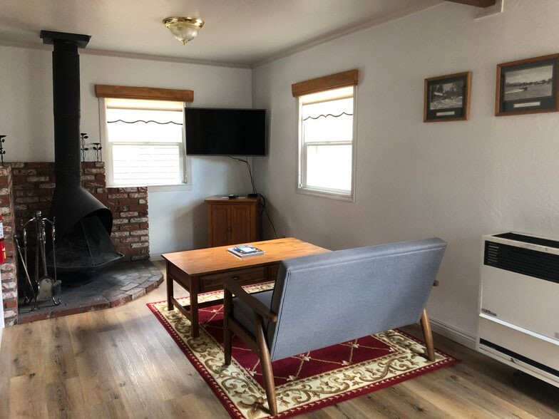 More Photos Of 39756 Big Bear Blvd, Big Bear Lake Hotel For Sale