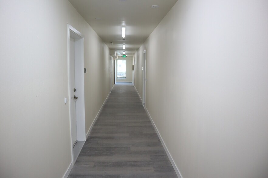 More Photos Of 1516 W 12th Pl, Los Angeles Apartments For Sale