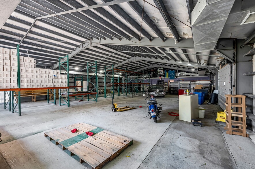 More Photos Of 526 College Hwy, Southwick Specialty For Sale