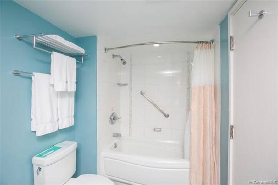 More Photos Of 410 Atkinson Dr, Honolulu Hotel For Lease