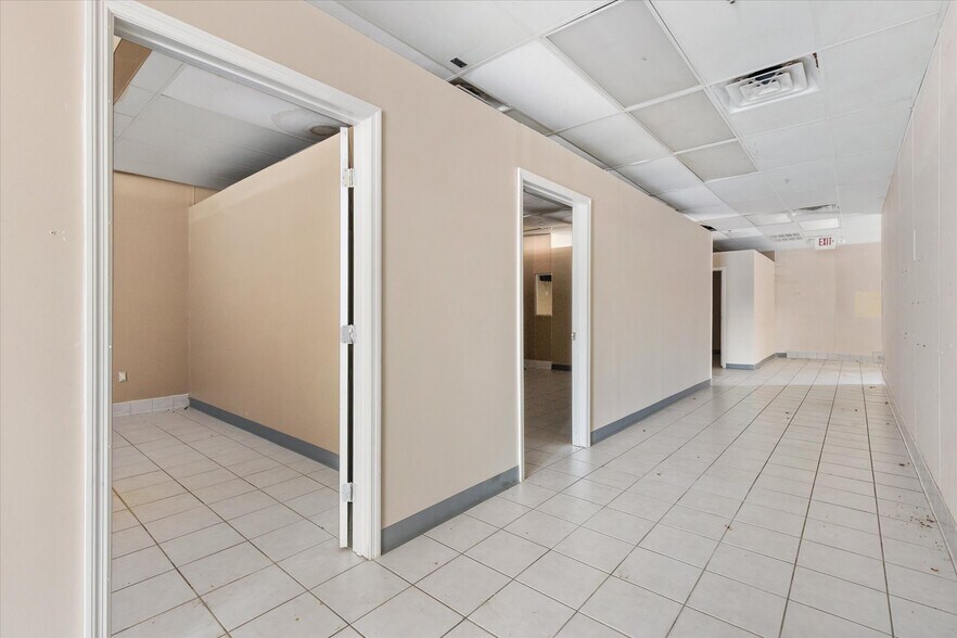 More Photos Of 440-500 W Gulf Atlantic Hwy, Wildwood Unknown For Lease
