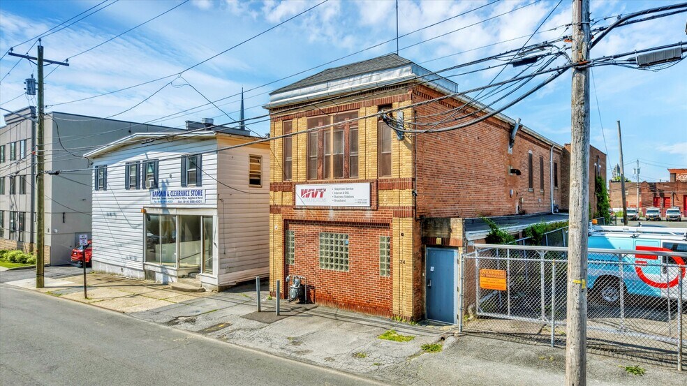 More Photos Of 24 John St, Middletown Office Residential For Sale