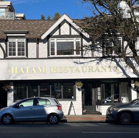 More Photos Of 1747 Marine Dr, West Vancouver General Retail For Sale