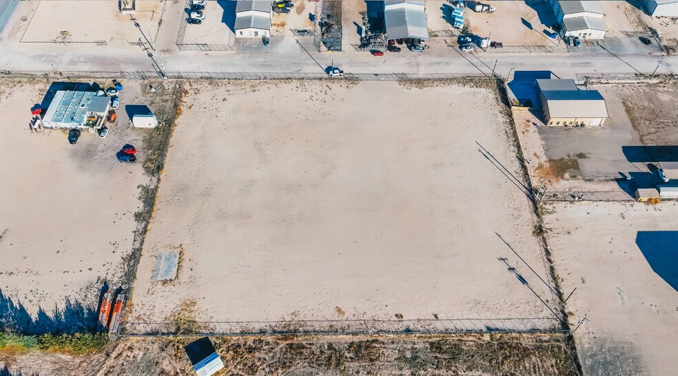 More Photos Of W County 33 rd, Midland Land For Lease