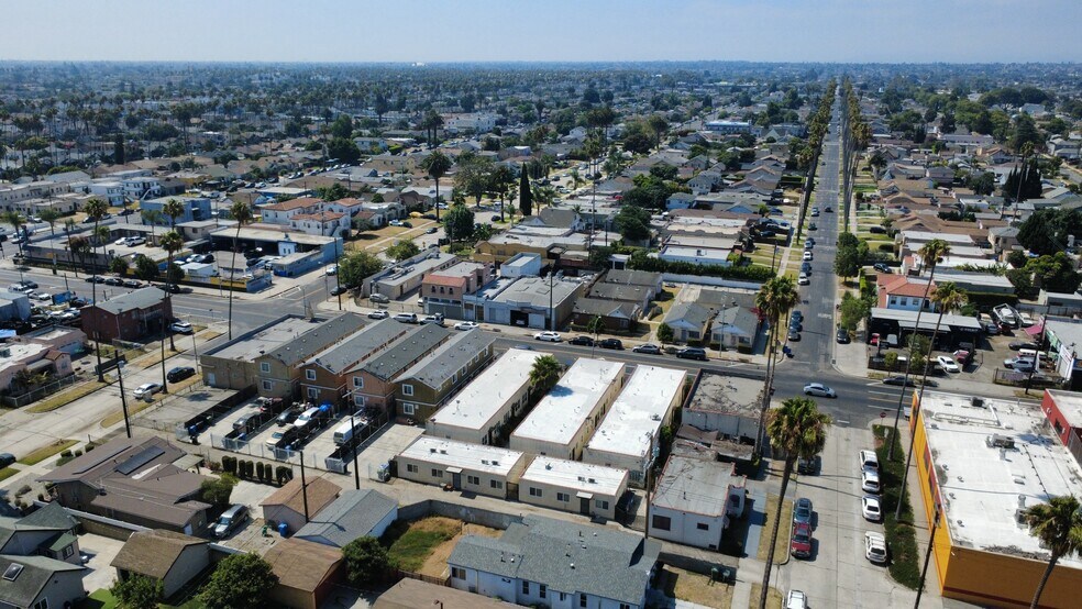 More Photos Of 2417 W Vernon Ave, Los Angeles Apartments For Sale