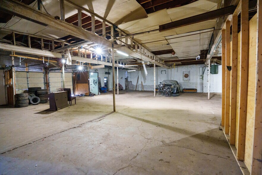 More Photos Of 1125 Mitchell Rd, Schenectady Warehouse For Sale