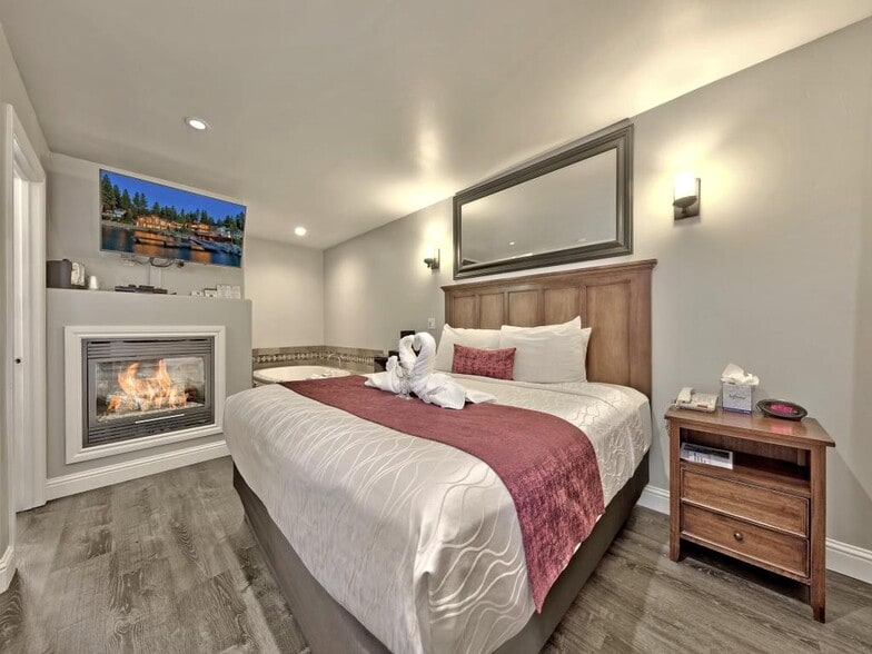More Photos Of 930 Park Ave, South Lake Tahoe Hotel For Sale